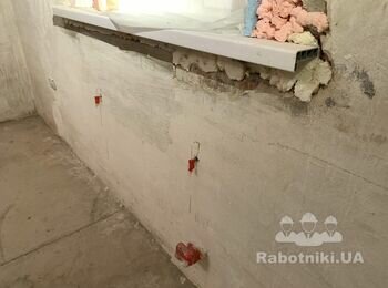 Вирівняти підлогу та підготувати стіни під покраску