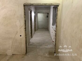 Вирівняти підлогу та підготувати стіни під покраску