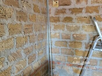 Штукатурка маячная по ракушняку