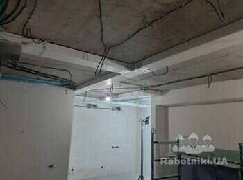 Штукатурка + подвесные потолки + плитка в санузел