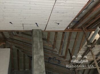 Установка вагонки на потолок 60 м.кв.