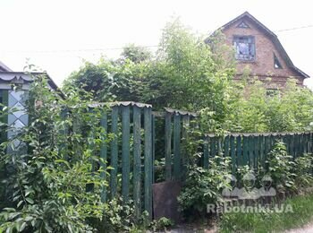 Мне нужен работник для расчистки двора 6 соток от клиентов .