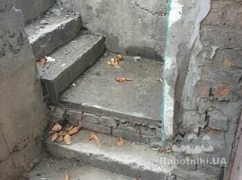 Облаштування бетонних сходин