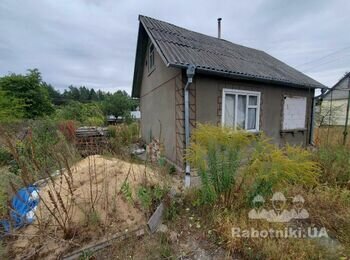 Демонтаж старого садового будинку у садовому товаристві