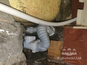 Демонтаж та встановлення нової душової