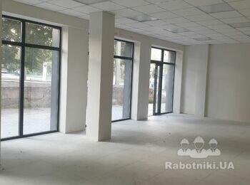 Оздоблювальні роботи(фарбування стін,плитка на стіни,ламінат на стіни)