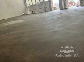 Необхідно влаштувати фальшстіни та обшити колони в садочку.