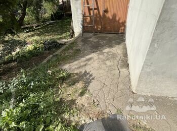 Укладання 140кв.м. тротуарної плитки на подвірї