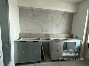 Дозібрати кухню 2.7кв.м