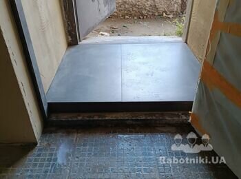 Залити бетоном три пандуси невелички