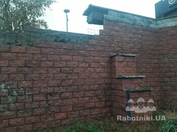 Ремонт підпірної стінки з улаштування сходів