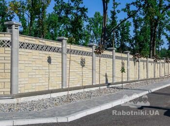 Укладка паркану із цегли виробник Bernstone колекція Стара Європа