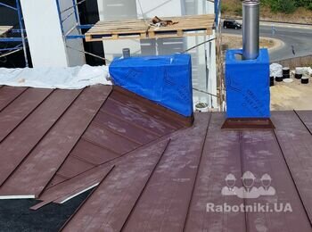 Потрібна бригада покрівельників (з досвідом роботи) з інструментом