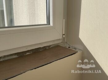 Монтаж підвіконь Werzalit