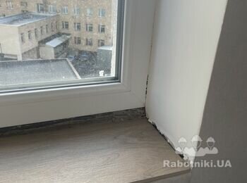 Монтаж підвіконь Werzalit