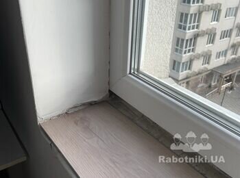 Монтаж підвіконь Werzalit