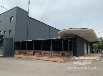 Влаштування стін та покрівлі будівлі з профлісту з утеплювачем(сенд-ч)