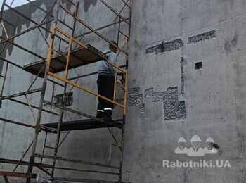 Разнорабочие, демонтаж