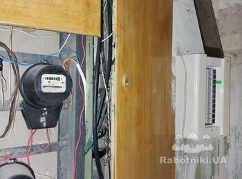 Потрібно встановити захисне реле напруги