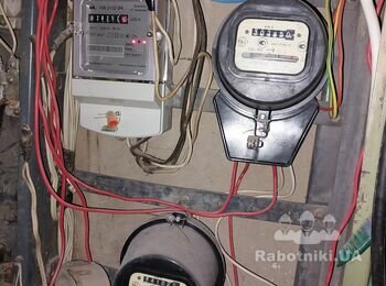 Потрібно встановити захисне реле напруги