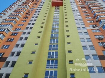 Ремонт фасада здания.