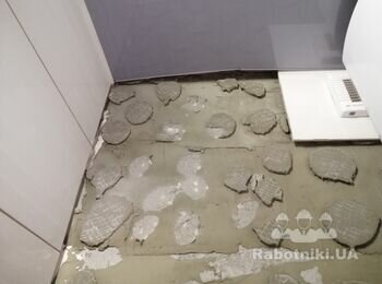 Ремонт натяжної стелі