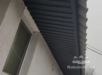 Подшива свесов крыши