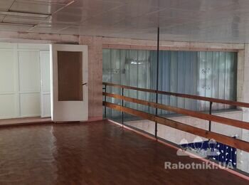 Внутрішні роботи зробити в центрі