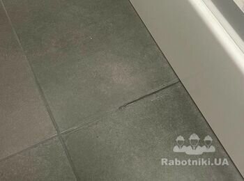 Протекает душевая кабина