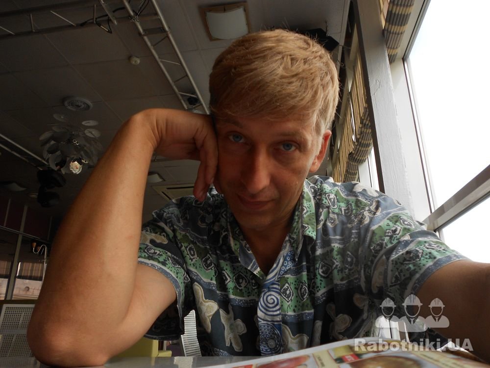 Богдан иваненко хоккей
