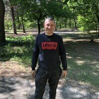 Майстер Виталий Волошин