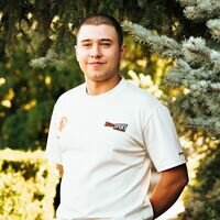 Мастер Богдан Романенко