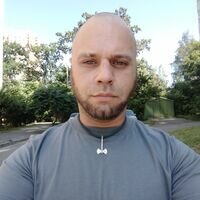 Мастер Володимир Жиловський