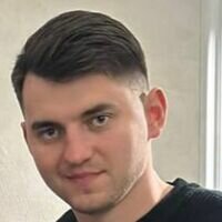 Мастер Олексій Грабовецький