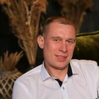 Мастер Олександр Яловий