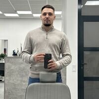 Мастер Віктор Богатирьов