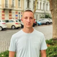 Майстер Артем Рябоконь