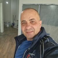 Мастер Віталій Скрипак