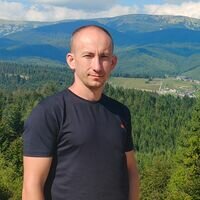 Майстер Денис Давиденко