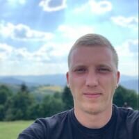 Майстер Максим Пліщук