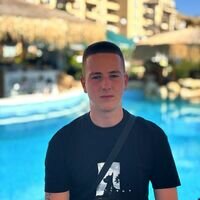 Майстер Вова Олійник