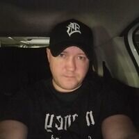 Майстер Артем Ермаченко