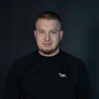 Мастер Станіслав Чупира