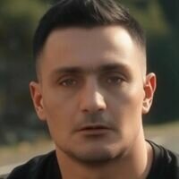 Майстер Руслан Попов