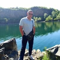 Майстер Олег Дікань