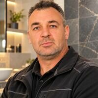Майстер Олександр Борисенко
