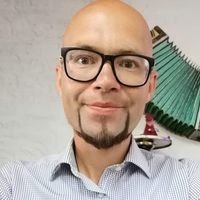 Майстер Евгений Михайлов