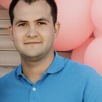 Майстер Василь Бондар