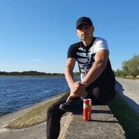 Майстер Дмитро Поляков